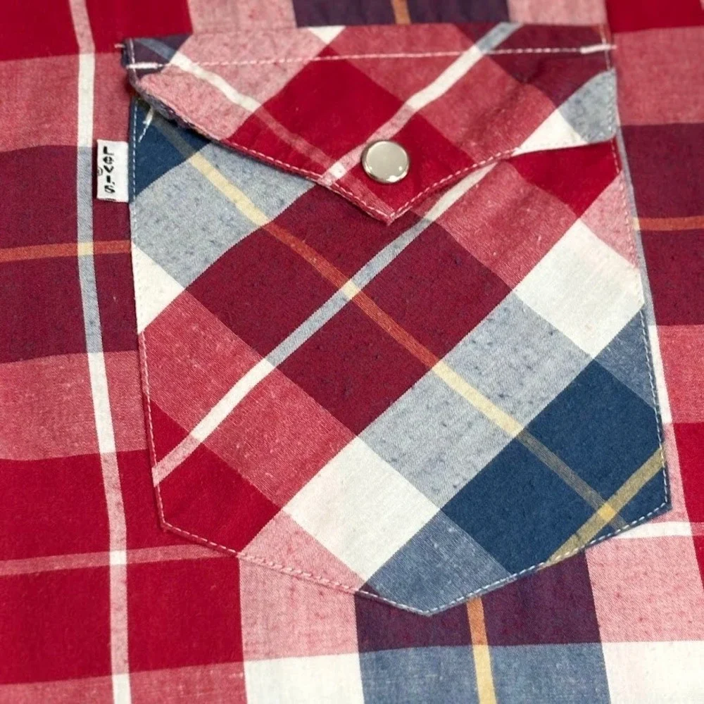 Levi's Western Shirt XXL Red Blue Plaid‎ Cotton Blend Snap Front Classic Cowboy